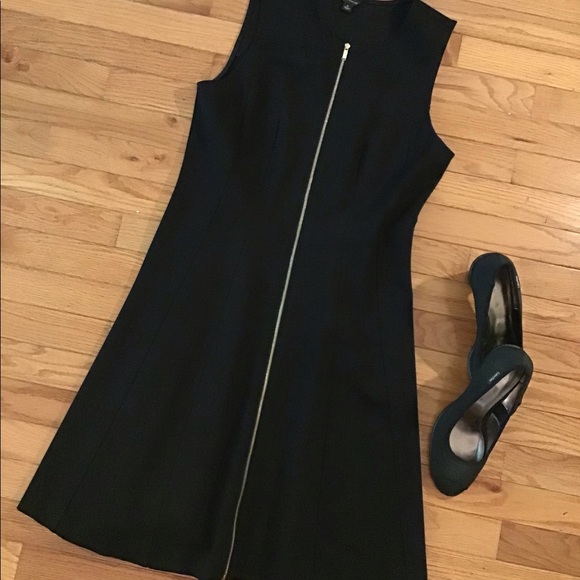 NEW ANN TAYLOR PONTE EXPOSED ZIPPER SLEEVELESS FIT & FLARE - Picture 4 of 14